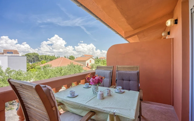 Seaview Apartment in Pasman A1