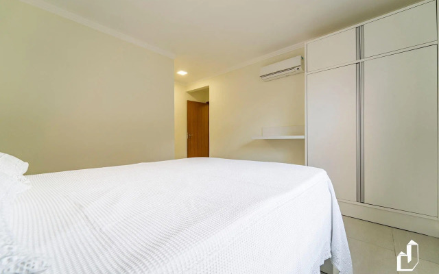 Casa térrea com 02 dormitórios