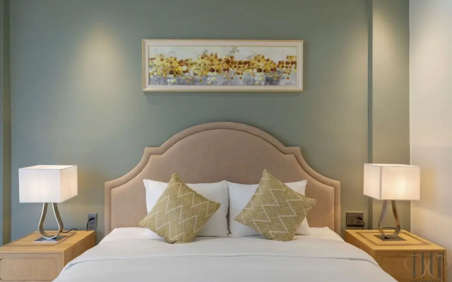 HD Hotel Sunset Town