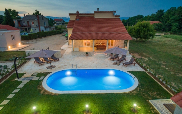 Holiday house Oasis Village Villa - heated pool : Privlaka, Zadar riviera