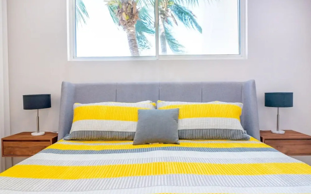 Elements 214 2 Bedroom Condo by RedAwning