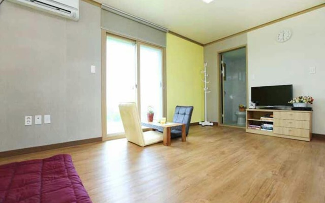 Sea The Biyang Pension