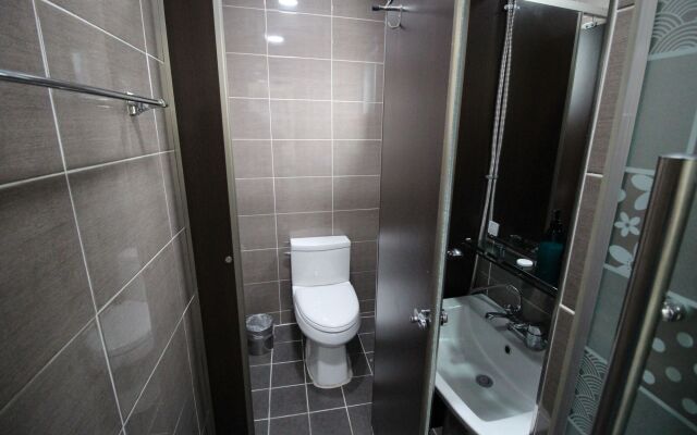 24 Guesthouse Nampo Station