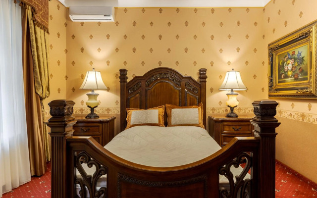 Luxury Boutique Andreevskiy