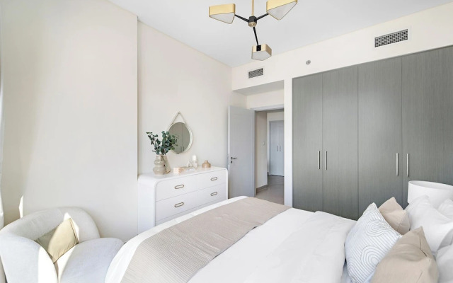 1BR 3802 Forte Tower 2