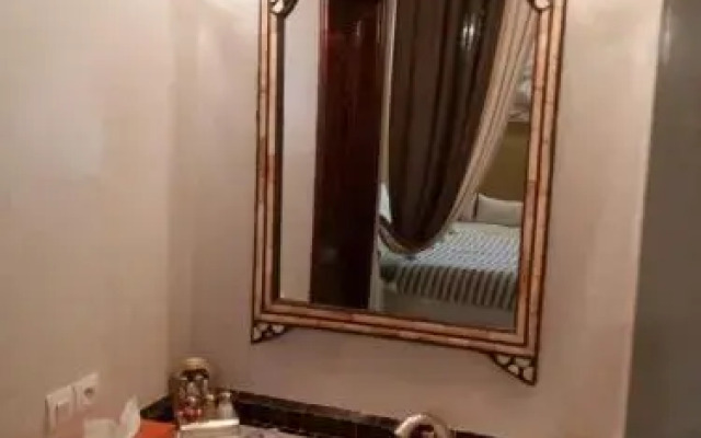 Riad Les Nuits De Marrakech