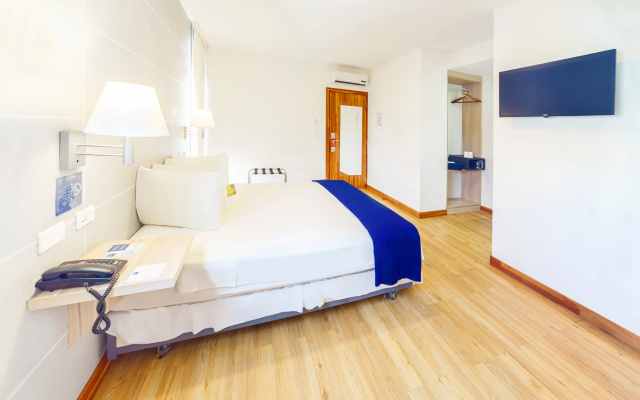 Hotel LP Equipetrol