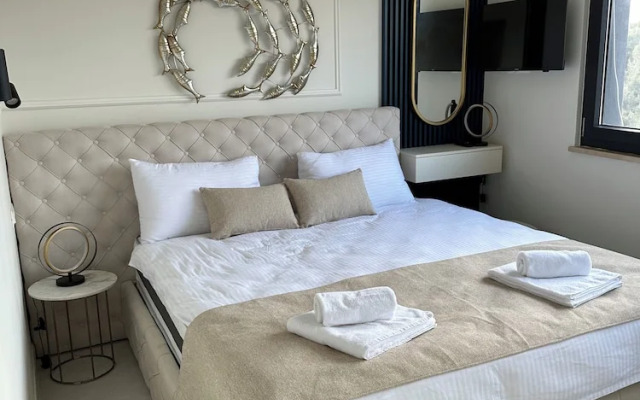 Zados Luxury Residence