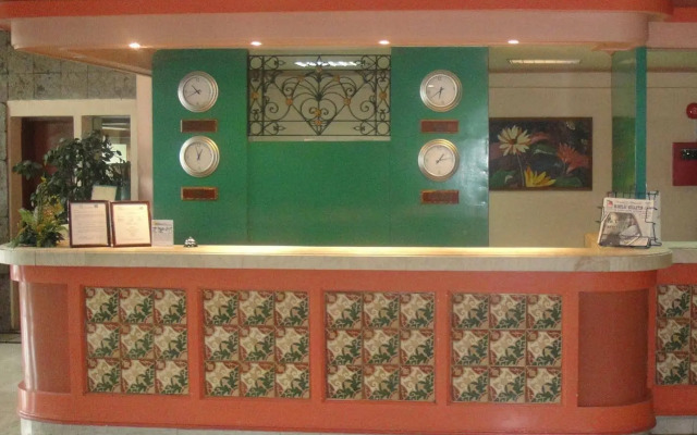 La Fiesta Hotel