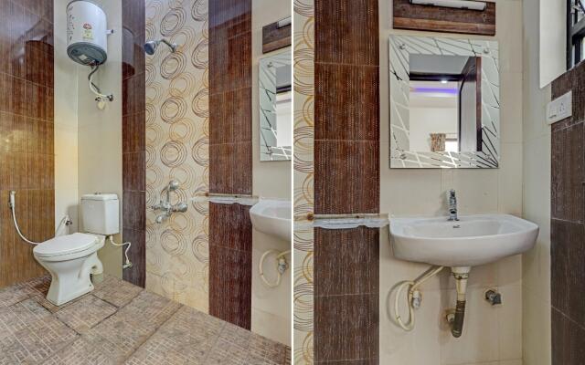 OYO Flagship 76921 Hotel Sakthi Park Inn