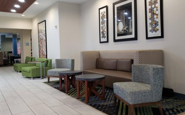 Holiday Inn Express Hotel & Suites Weslaco by IHG