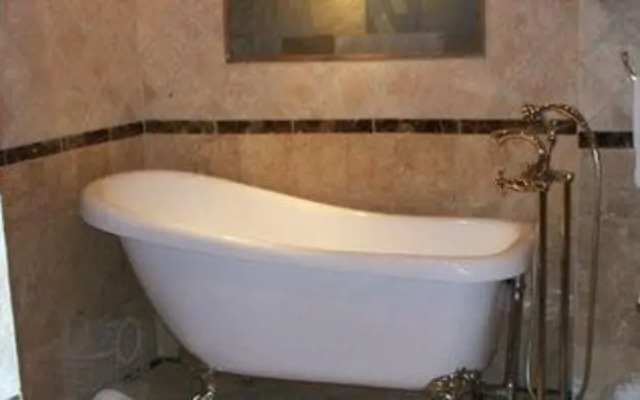 Far View - A Bed & Breakfast Estate