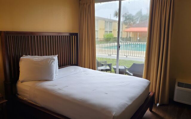 Floridian Express Hotel