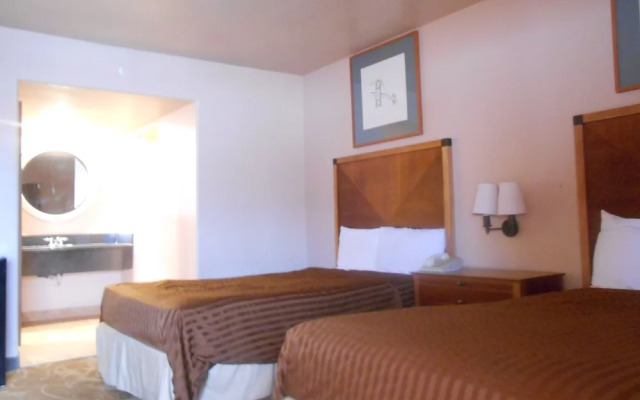 Airport Inn Downtown