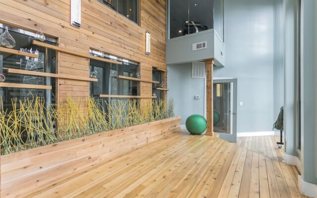 The Luxe Suites of North Atlanta