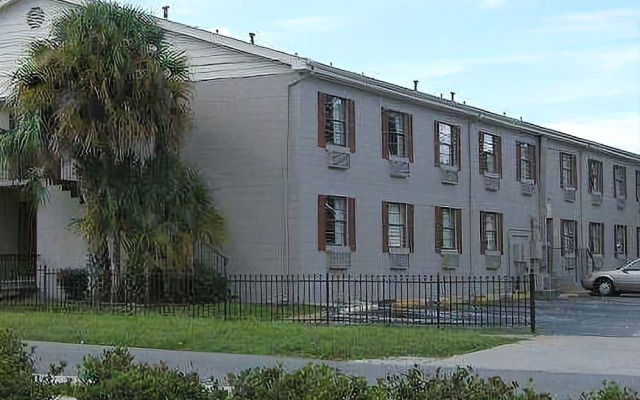 Relax Inn Lakeland