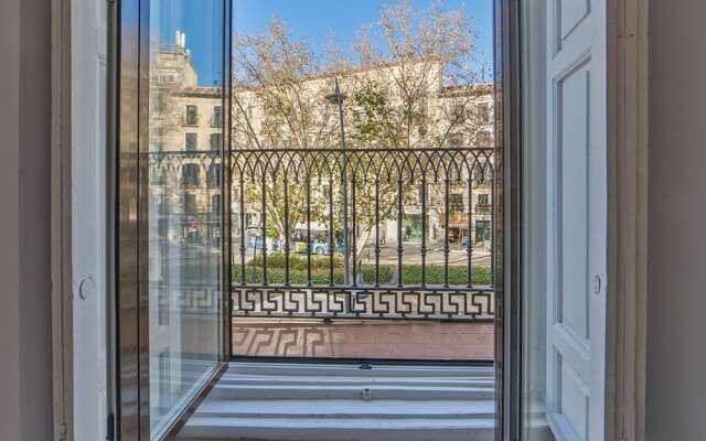 Brand new apartment next to Puerta del Sol