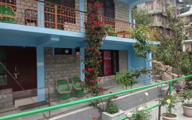 Guru Chaya Cottage