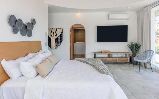 The one and only Pedregal Hollywood House