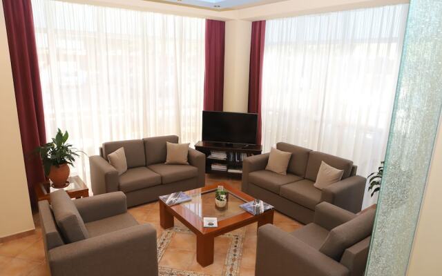 Arma Hotel