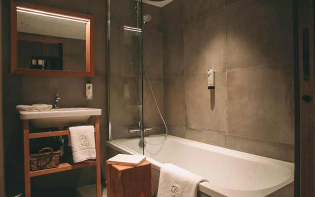 Lodji Hotel