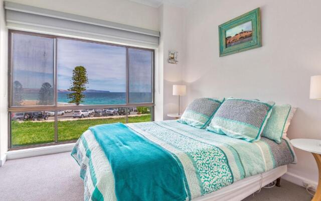 King of North Bay - 103 Gold Coast Drive