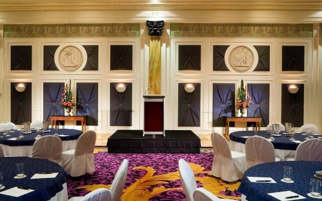 Imperial Hotel Gold Coast