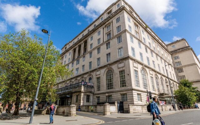 Britannia Adelphi Hotel