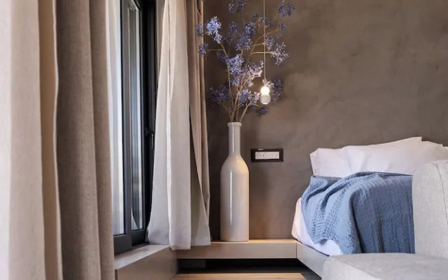 Kira Elegant City Nest