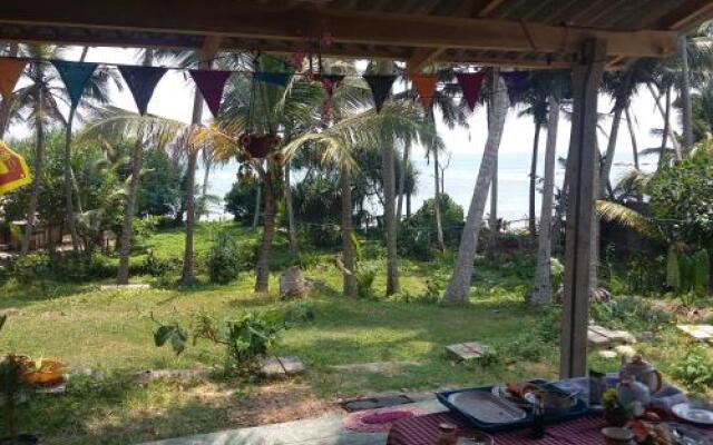 SunRay Rest - Beach View Homestay