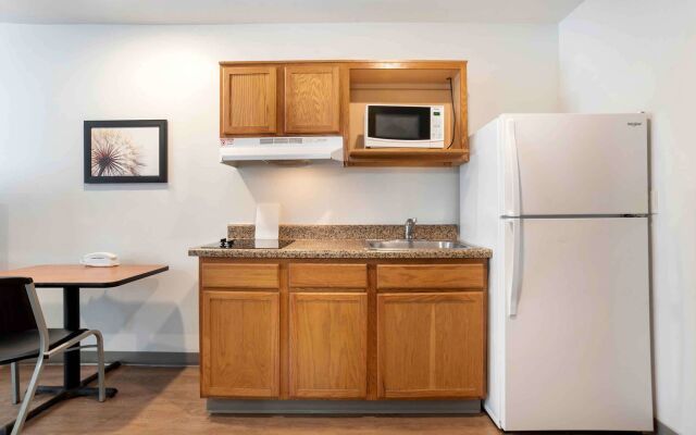 Extended Stay America Select Suites - Pensacola - Northeast
