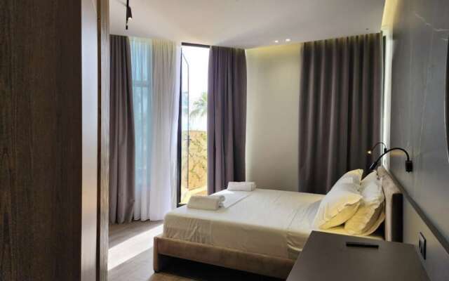 CHARM Hotel