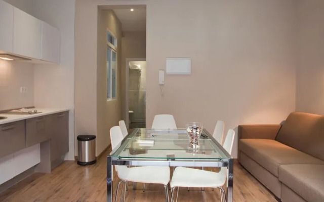 Sol Square Apartments