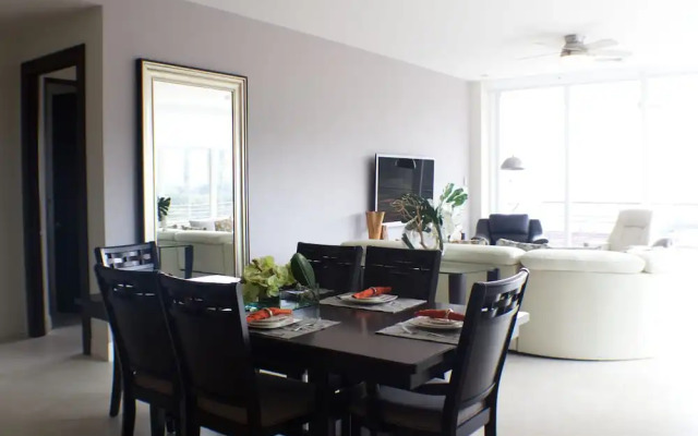 CR Luxury Los Sueños Condos