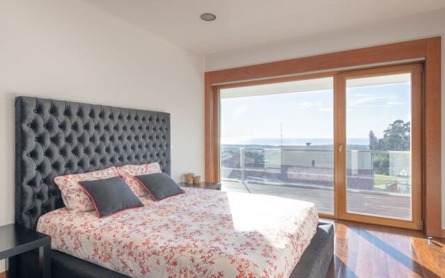 Lovely Holiday Home With Garden