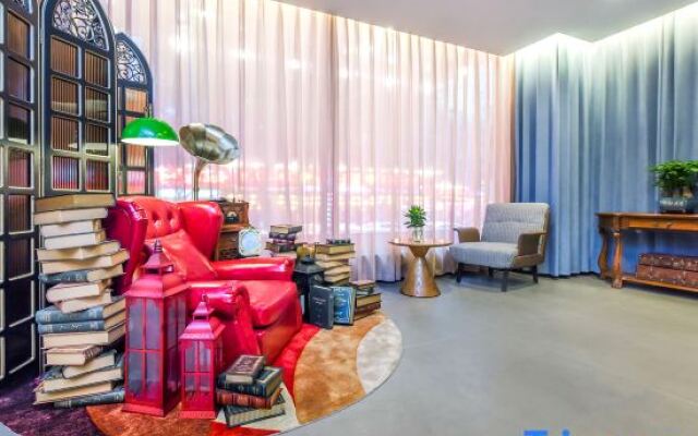 JAMES JOYCE COFFETEL （Chongqing Guanyinqiao Jiujie Store)