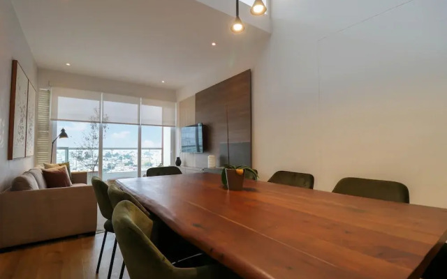 Elegant 3BR Duplex With Balcony in Miraflores
