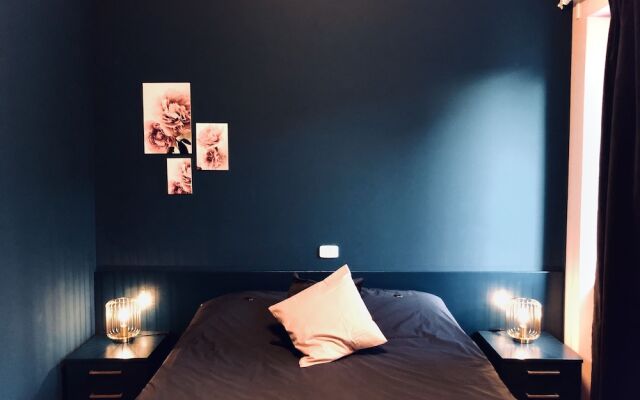 1883 Restaurant & Rooms