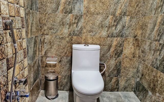 Hotel Janki Inn