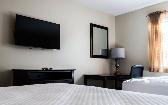 HolmeSuites Columbus Airport/DLA