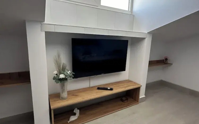 Serenity Apartments and Studios