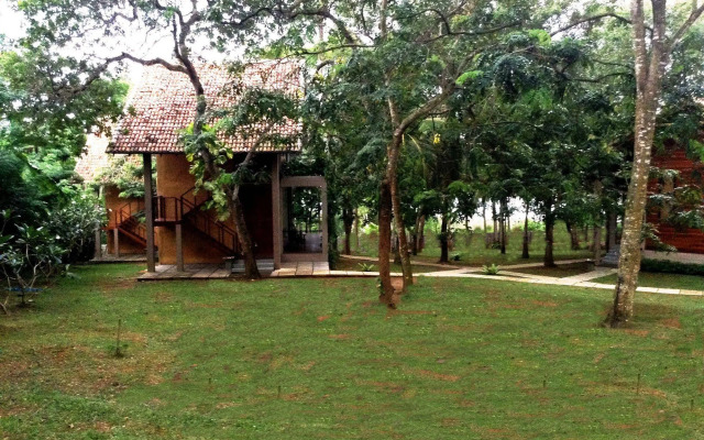 Palm Paradise Cabanas & Villas Beach Resort Tangalle