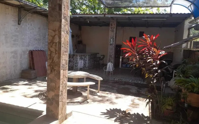 Hostal Ruinas de San Sebastian - Hostel