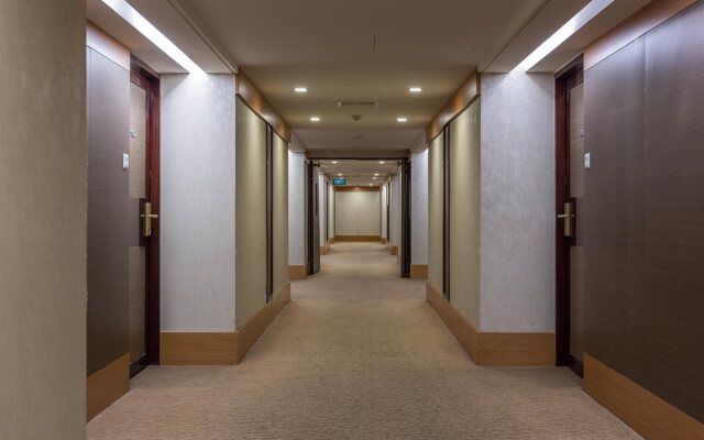 Hotel Grand Pacific