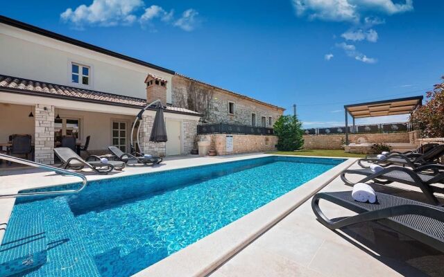 Villa Lori