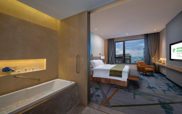 Holiday Inn Hangzhou Airport Zone by IHG – Guest Rooms – Hangzhou