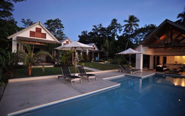 Villa 25