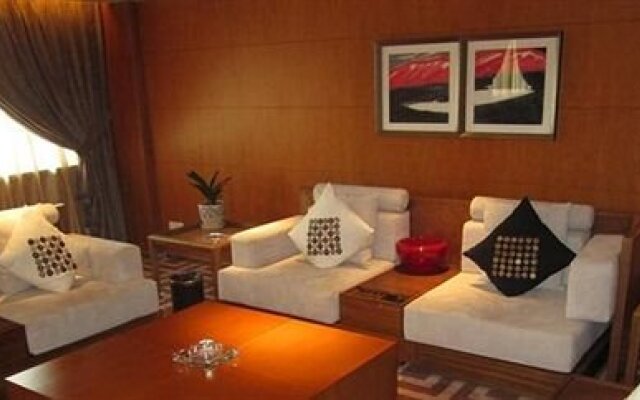 Sunny Day Hotel Ezhou