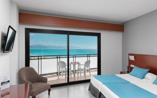 Hotel Puente Real