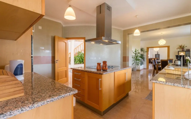 Villas2Go2 Alvor Villa